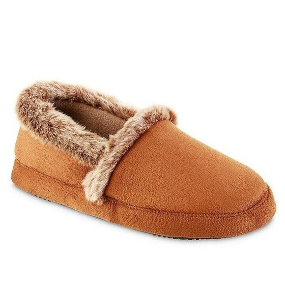 isotoner Shoes Nwt Womens Isotoner Signature Closed Back Slippers